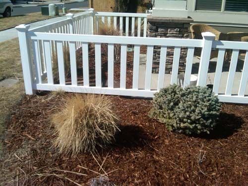 Vinyl yard fence